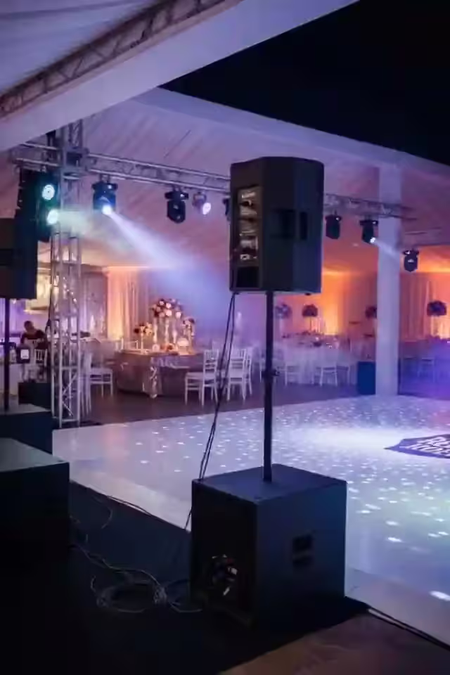 Bocinas para XV Años