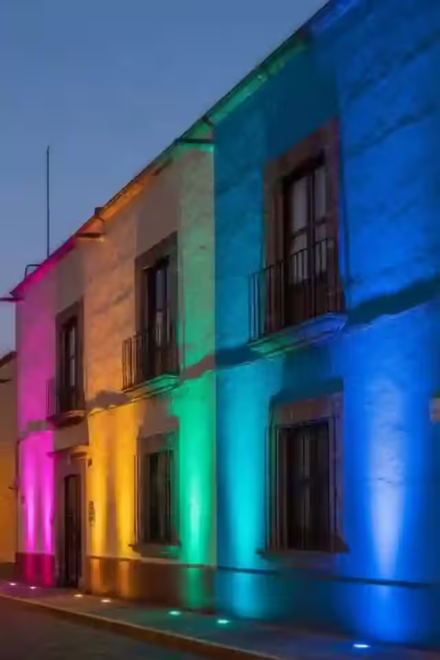 Luces Arquitectónicas